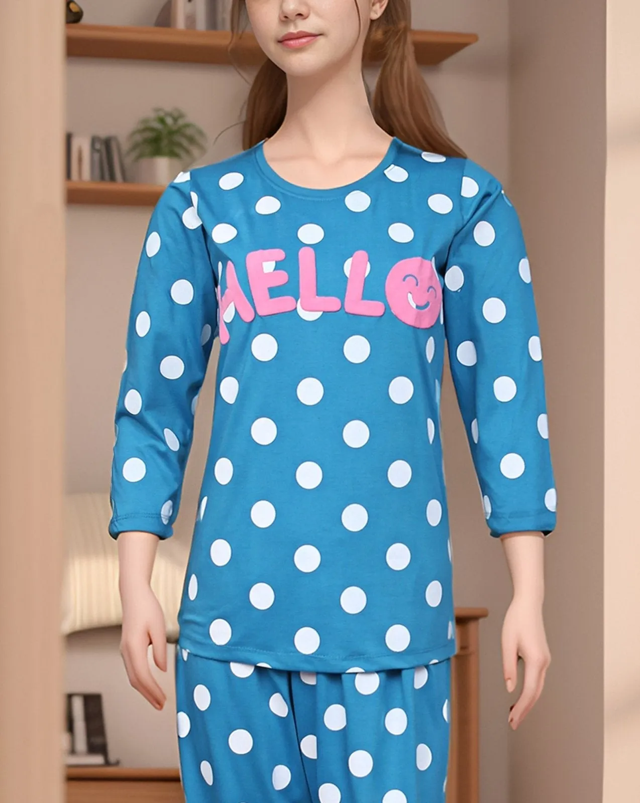 | SLEEPWEAR |