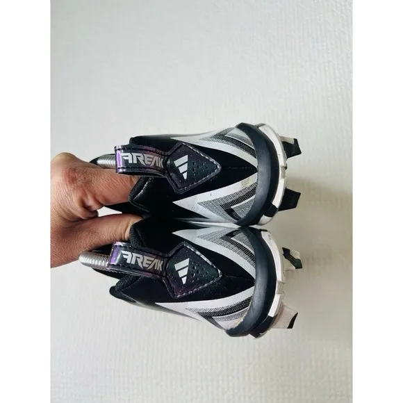 ADIDAS Freak Spark MD 23 Inline Mens Teens Kids Cleats black &amp; white Size US 4.5