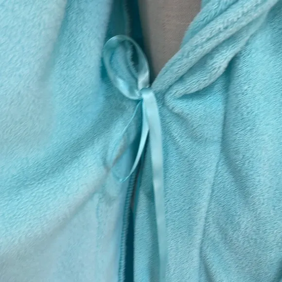 Adonna plush bathrobe spa robe pockets collar wrap tie turquoise women’s size M