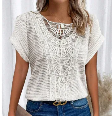 Amadis® | Women'S Stylish Embossed Blouse With Folded Sleeves