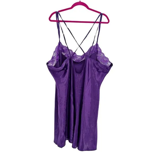Amoureuse Plus Size The Luxe Satin Short Peignoir Set Plum Burst Purple Size 3X