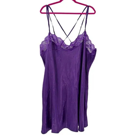 Amoureuse Plus Size The Luxe Satin Short Peignoir Set Plum Burst Purple Size 3X
