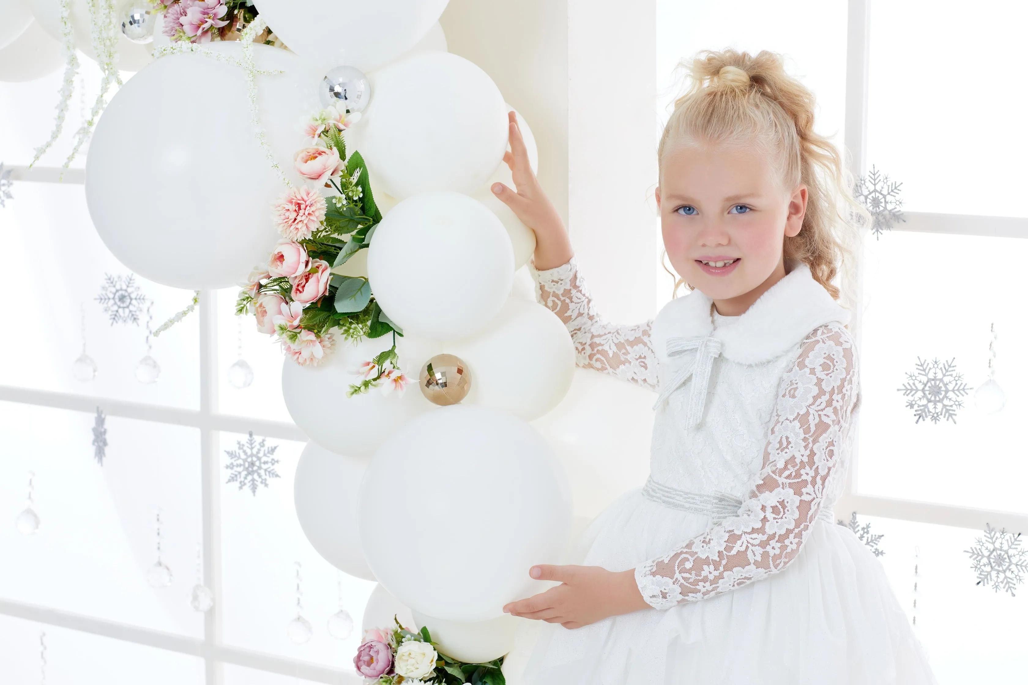 Anabel Girls White Party Dress with fur collar