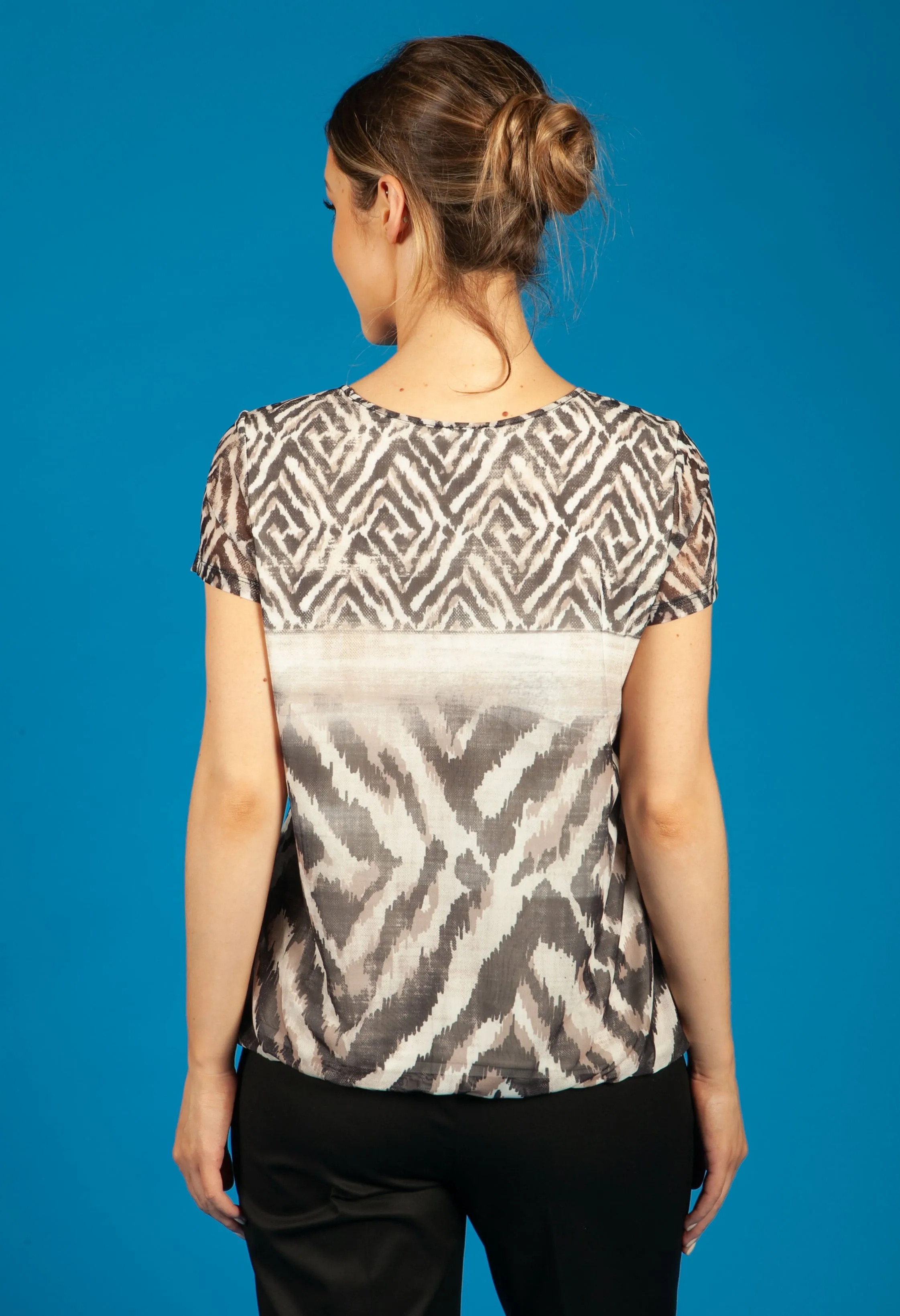 ANIMAL PRINT MESH TOP