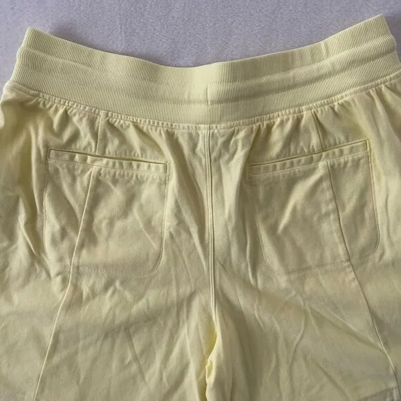 Athleta‎ Women's Farallon Midi Short Yellow Size L Pockets NWT $79