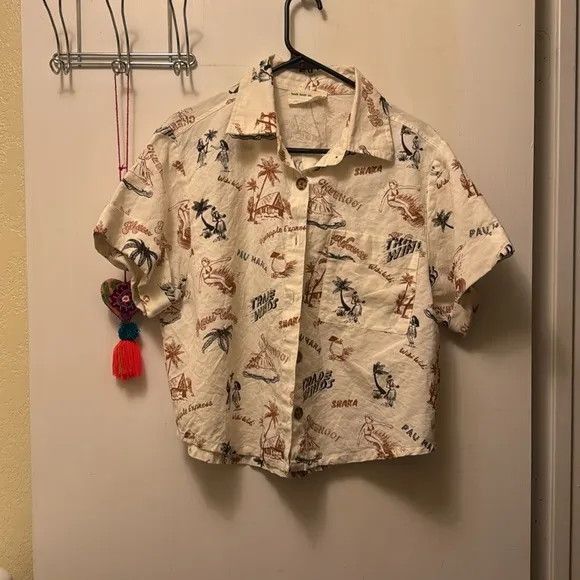 Back beat co. M/L Hawaiian linen blend slightly cropped top