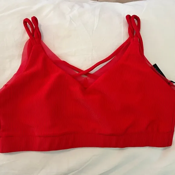 BEACH RIOT Aria Sports Bra in Red Size Large