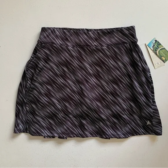 Bermuda Sands Black &amp; White Golf Skirt Skort With Pockets Pleated Back NWT