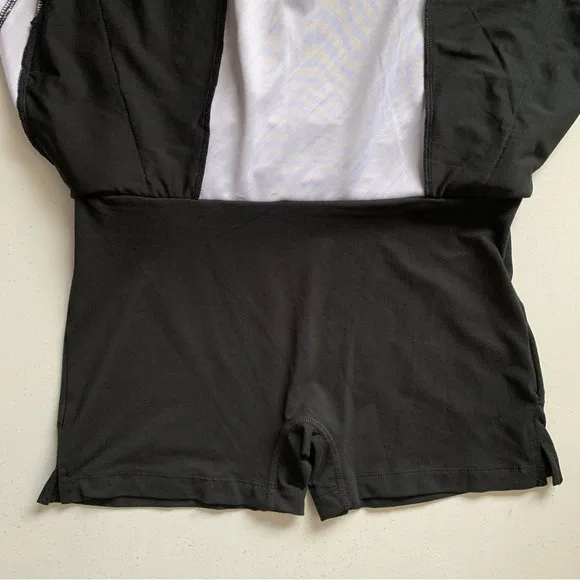 Bermuda Sands Black &amp; White Golf Skirt Skort With Pockets Pleated Back NWT