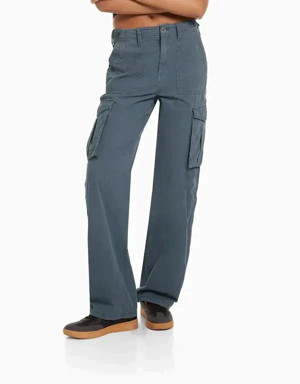 Bernetta® | Straight Leg Cargo Pants