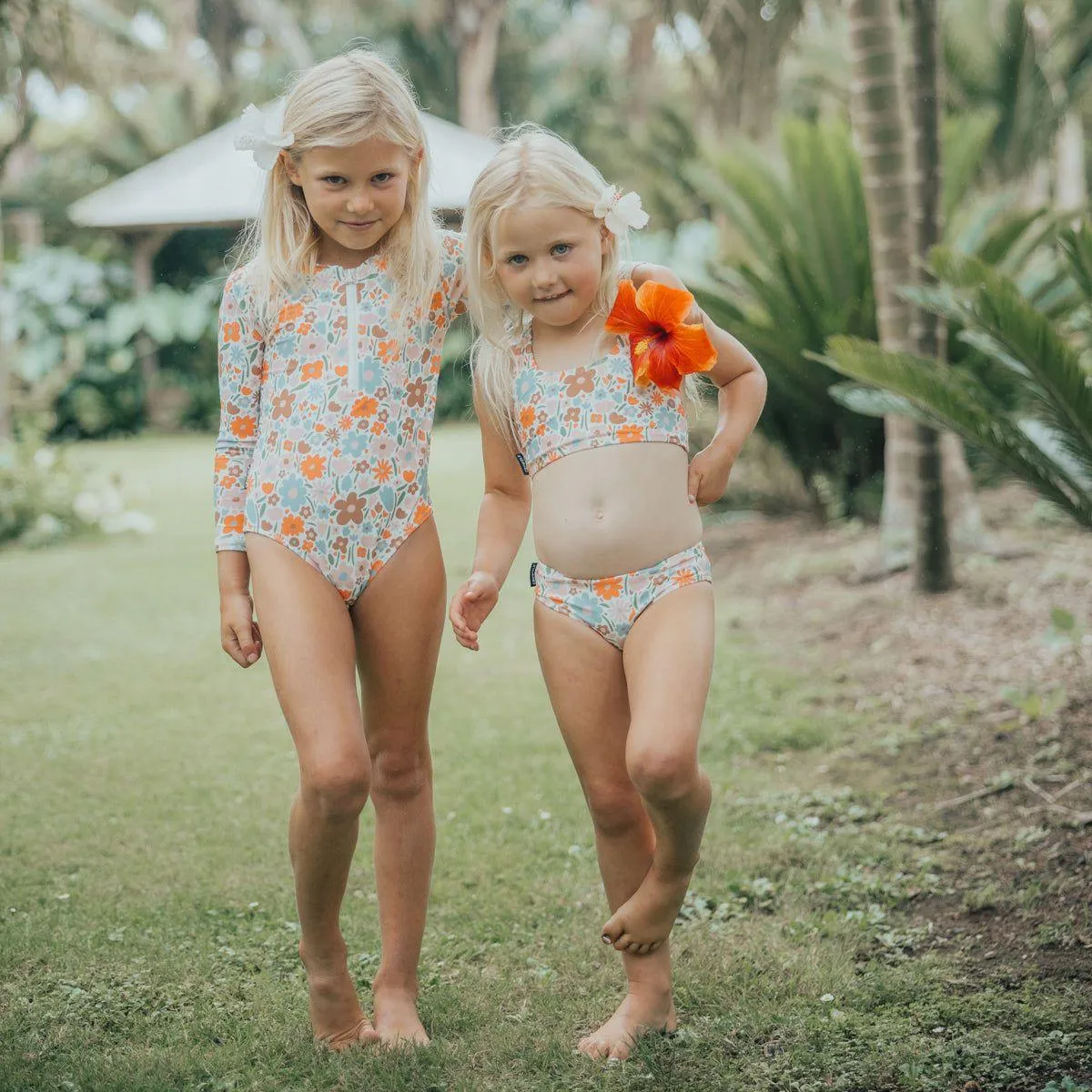 Bikini Flower Market