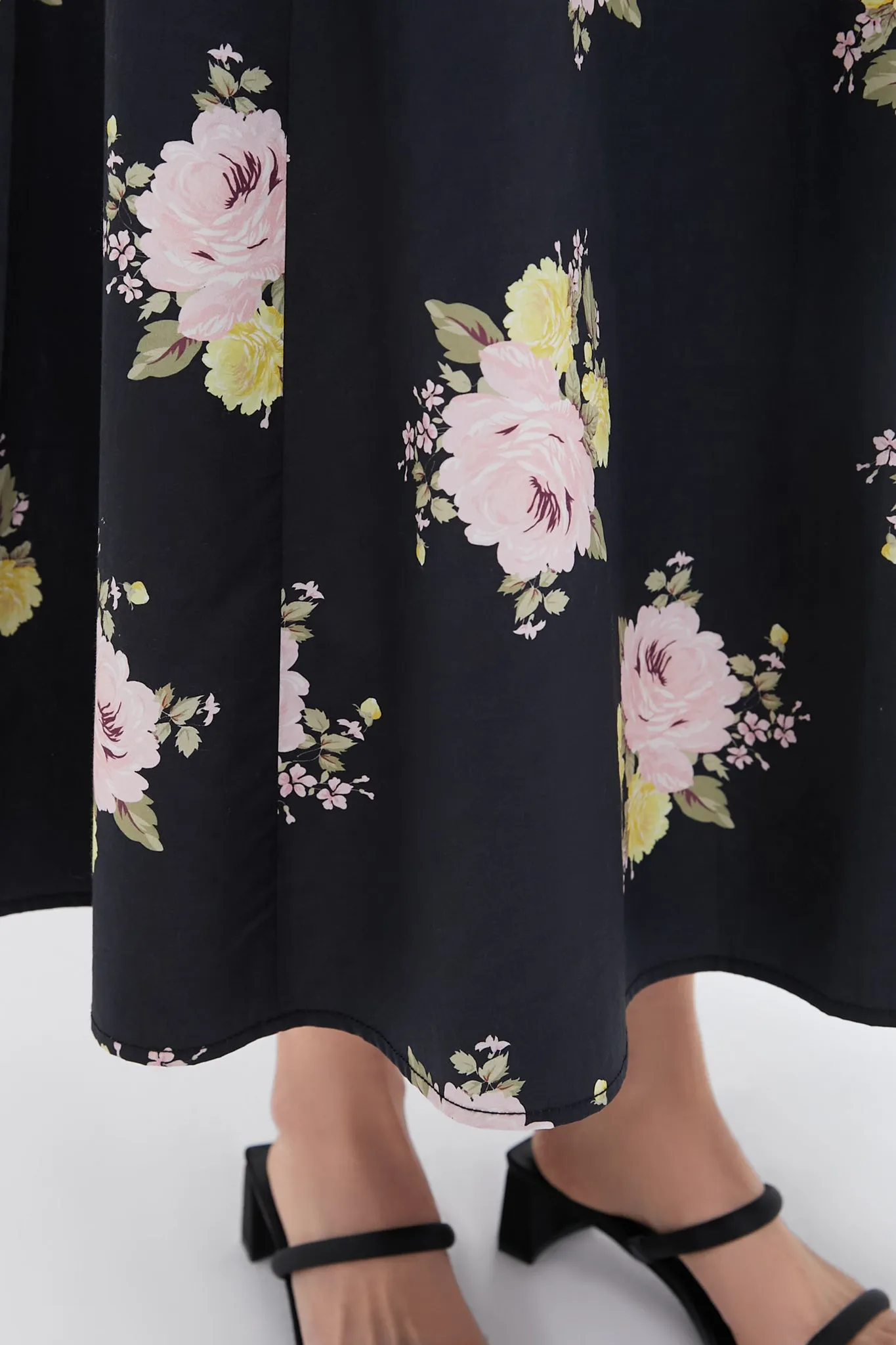 Black Posy Poplin Maxi Skirt