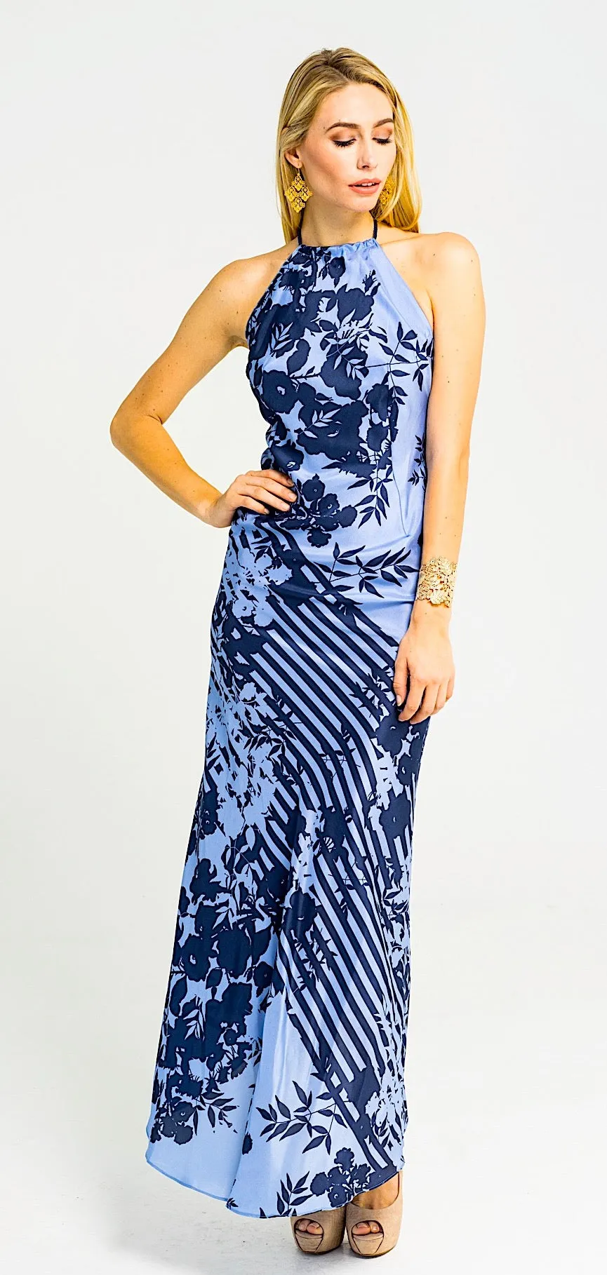 Blue Rose - Extremely Flattering