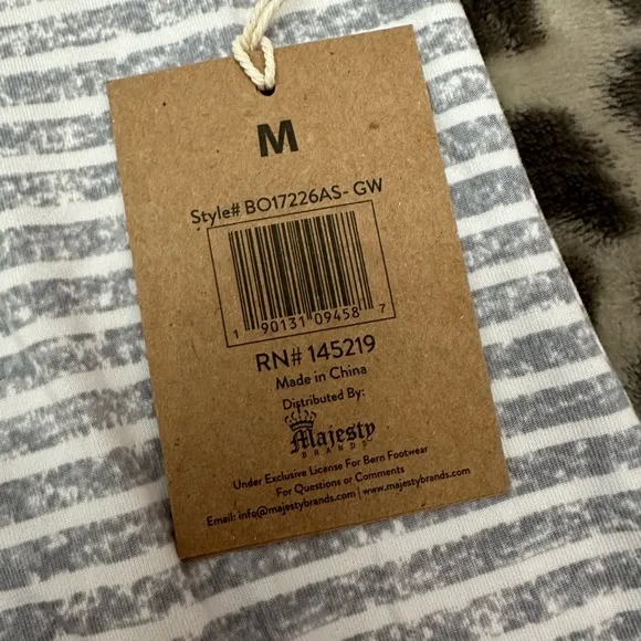 Born Sleepwear 2 Piece Super Soft Stripe Pajama Set Tank Shirts Gray Size Medium