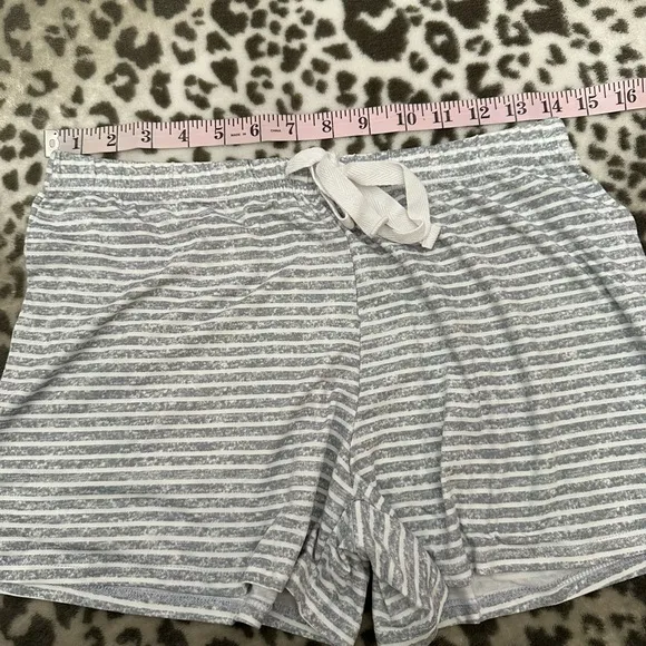 Born Sleepwear 2 Piece Super Soft Stripe Pajama Set Tank Shirts Gray Size Medium