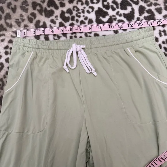 Born Sleepwear 2 Piece Tank Pants Set in Green Size Small