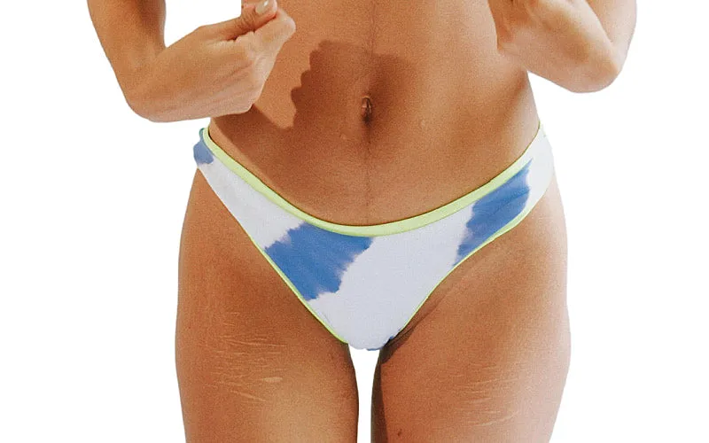 Brooke Bikini ::RET