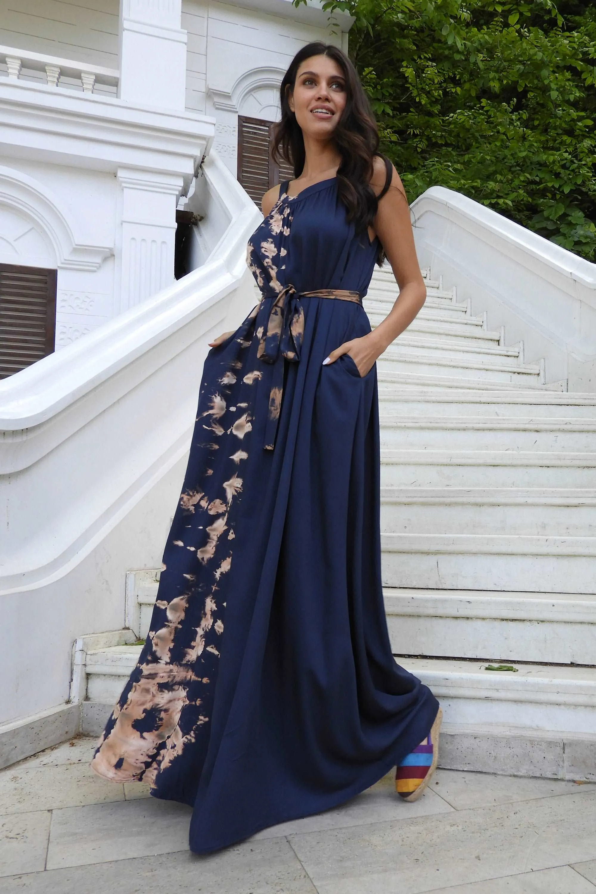 CALIFORNIA Maxi Dress