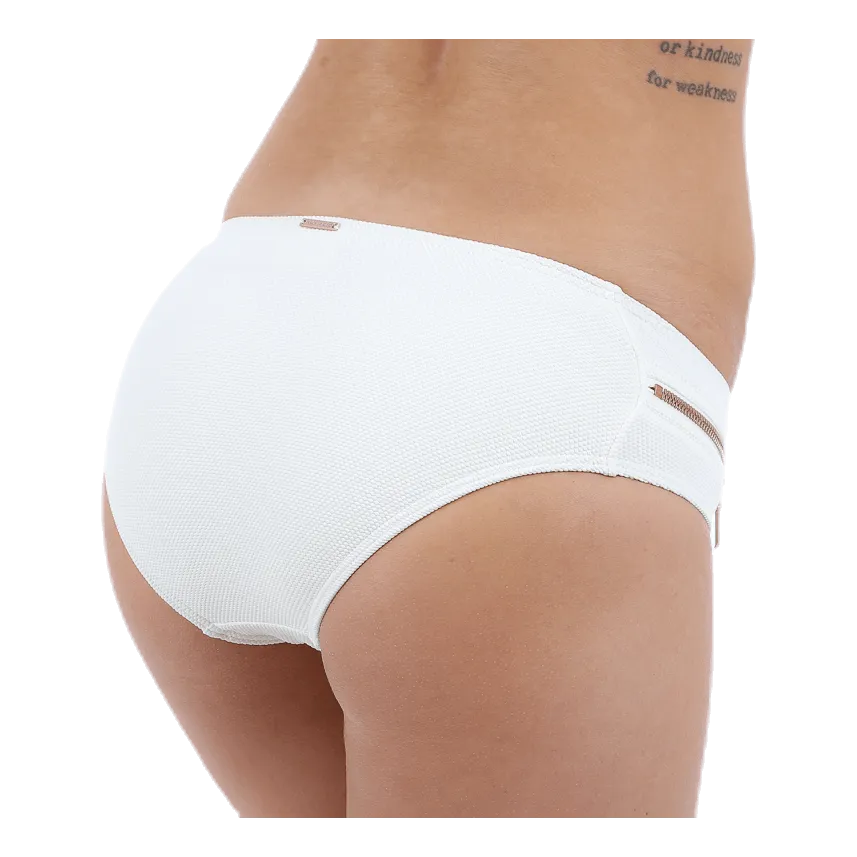 Claudia-3 White