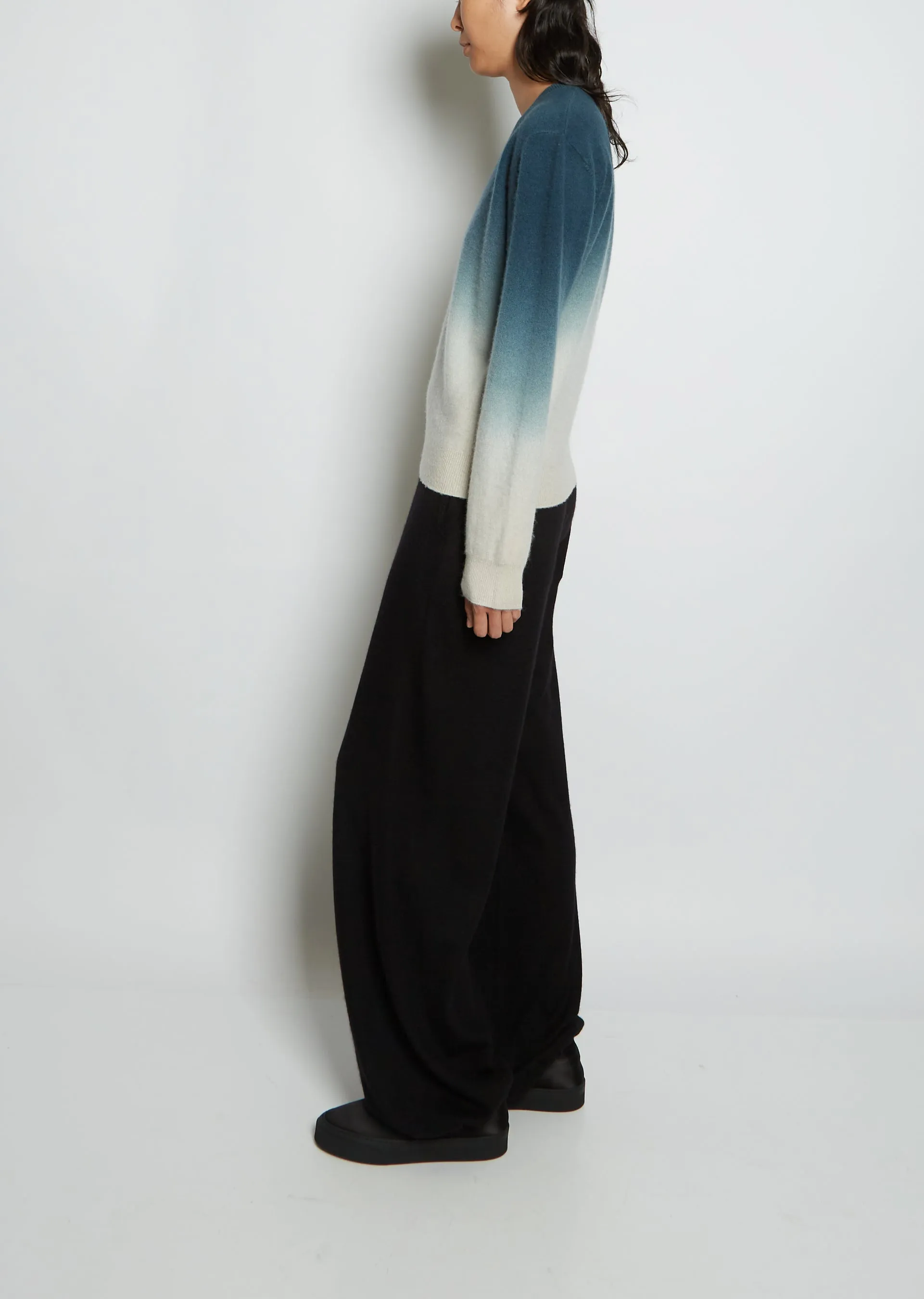 Dip Dye Mini V-Neck Cashmere Sweater