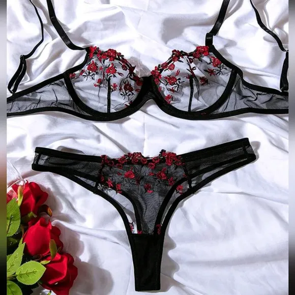 Embroidery Mesh Underwire Bra &amp; Panty Lingerie Set