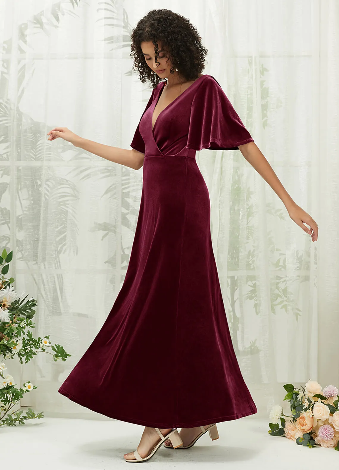 [Final Sale] Burgundy Short Sleeve V-Neck Velvet Maxi Bridesmaid Dress