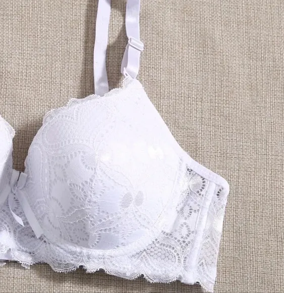Floral Lace Underwire Bra &amp; Panty Lingerie Set