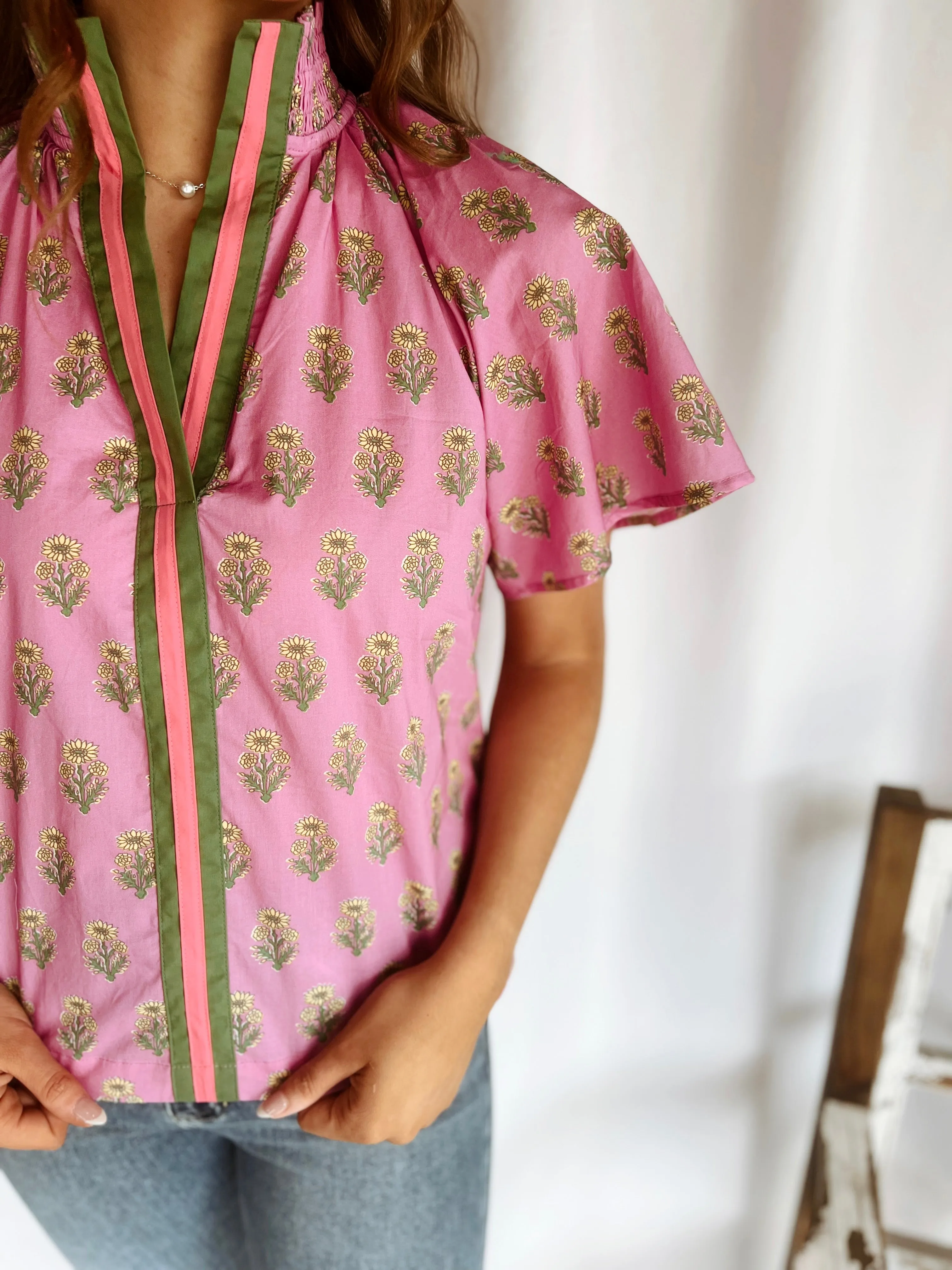 FRESH AS A DAISY TOP