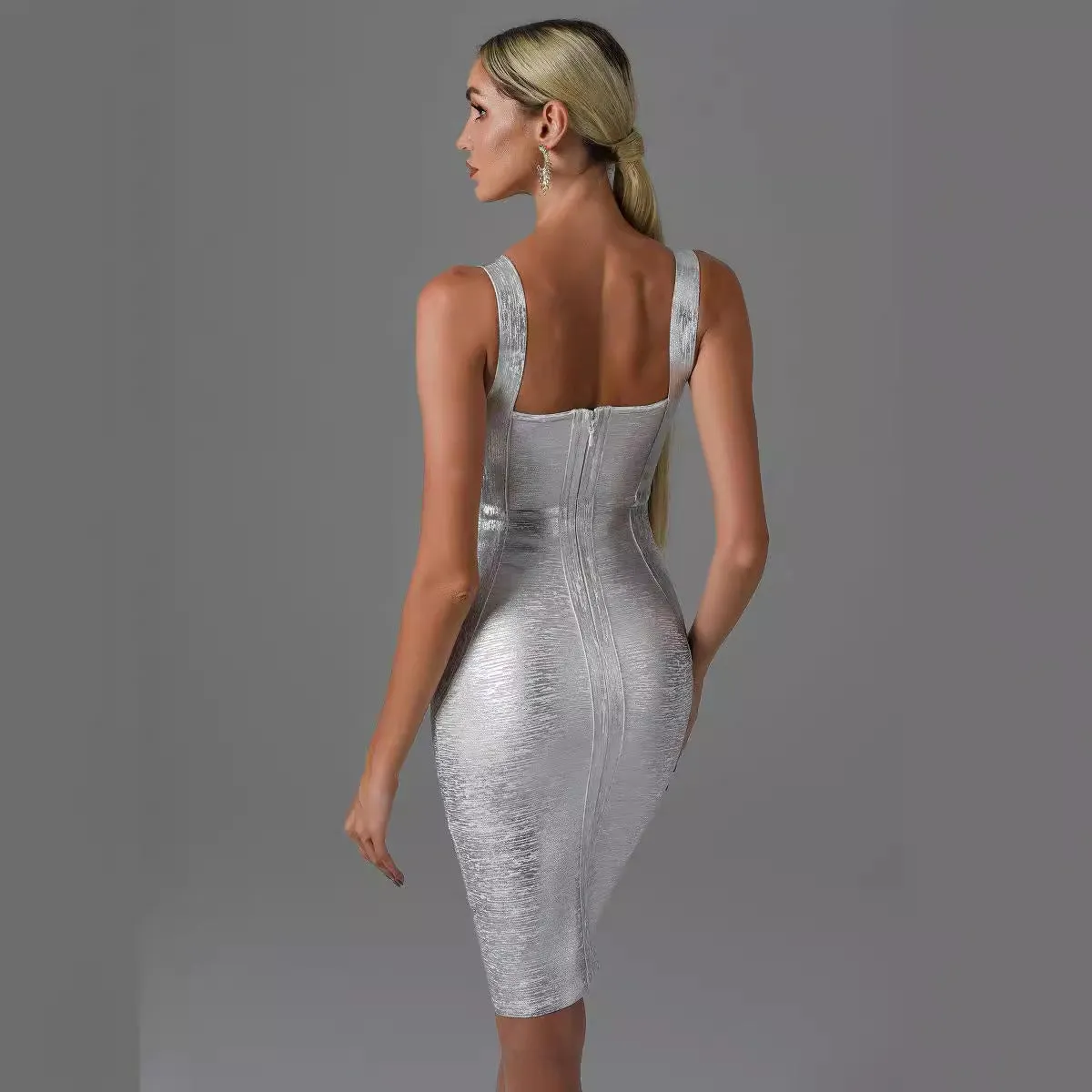 Gold Metallic Sleeveless Backless Bodycon Dress for Evening Parties