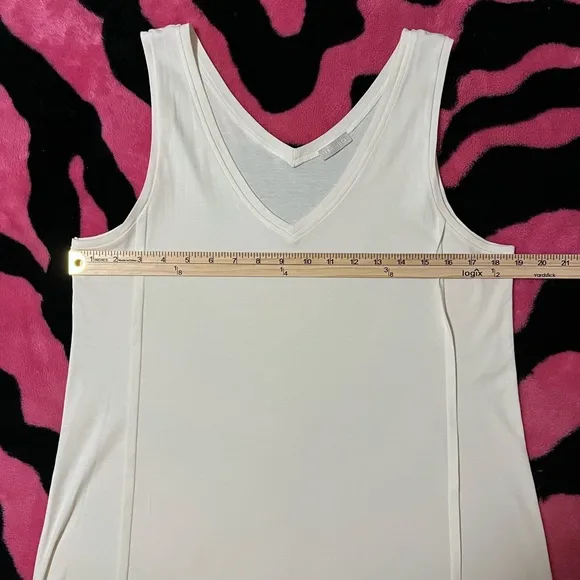 Hanro Pure Essence Nightgown Womens SZ Large Sleeveless Off White Quiet Luxury