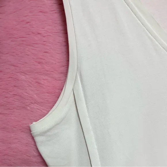 Hanro Pure Essence Nightgown Womens SZ Large Sleeveless Off White Quiet Luxury