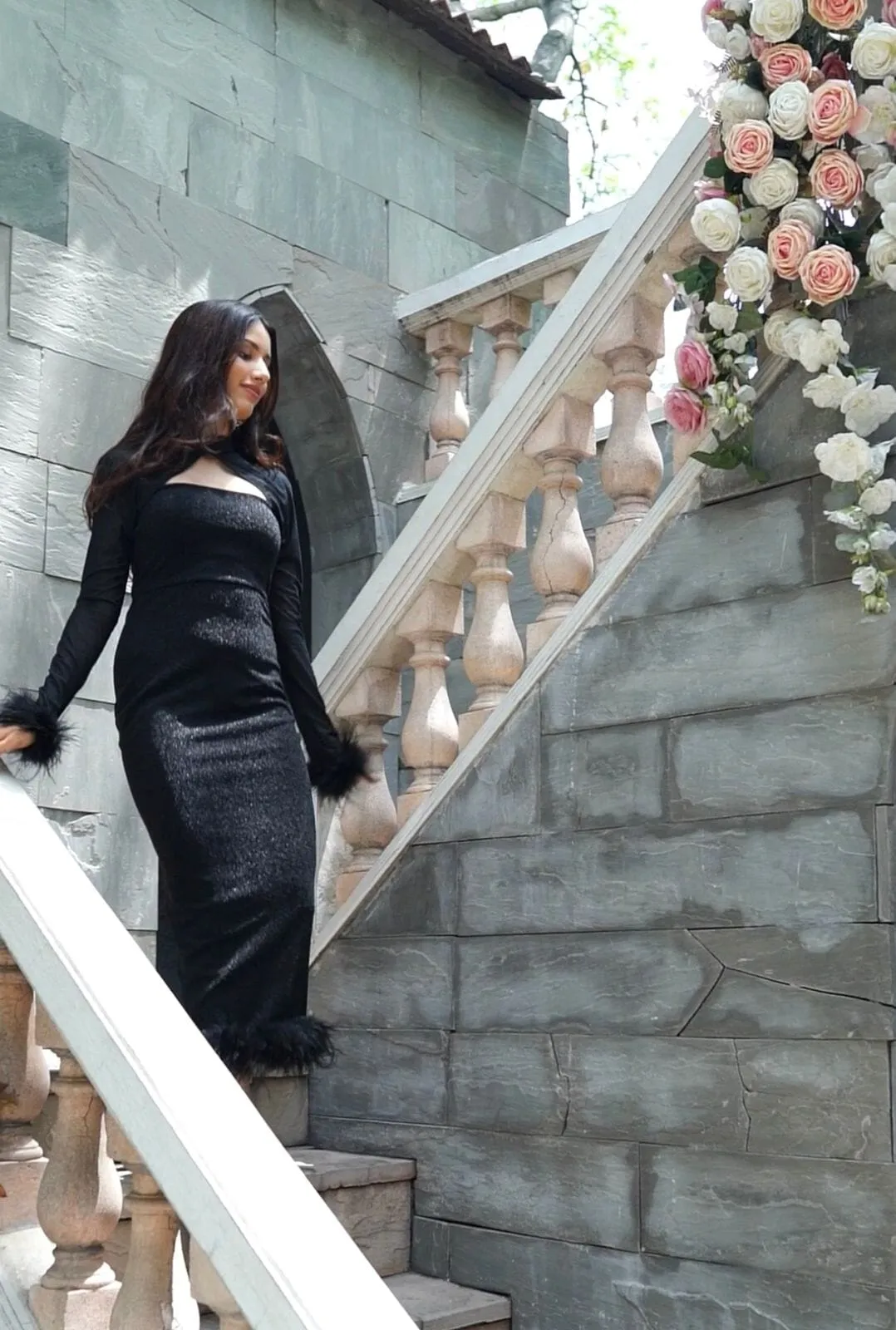 Hopeless romantic - bodycon midi dress in black