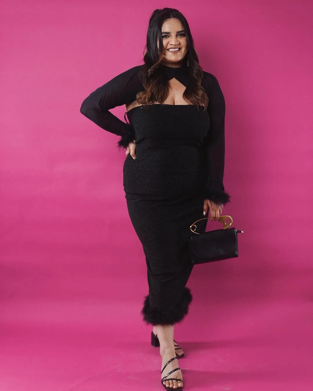 Hopeless romantic - bodycon midi dress in black