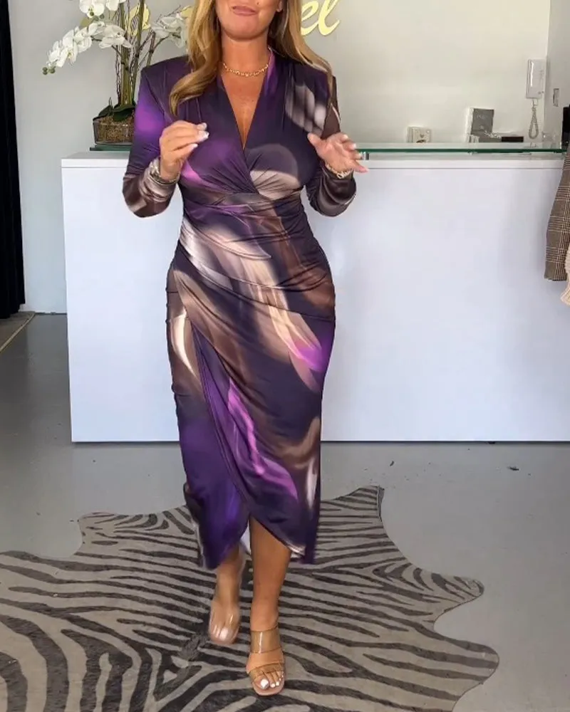 Izar® | Chic Midi Dress With A V-Neck And Slit