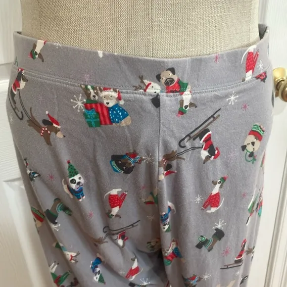 Jingles &amp; Joy Christmas pajamas dog sledding cotton spandex red women’s size L