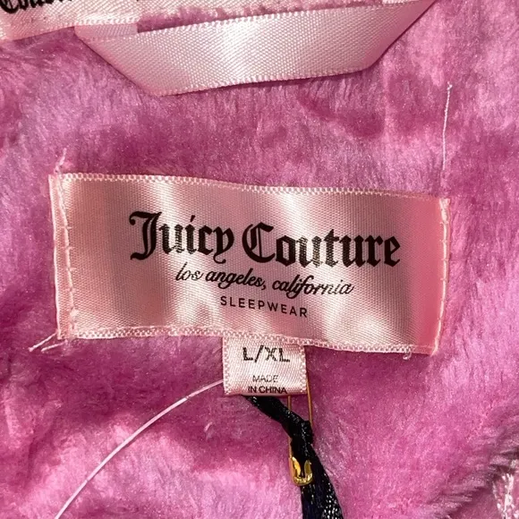 Juicy Couture Pink Plush Robe Intimates &amp; Sleepwear