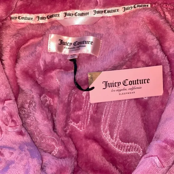 Juicy Couture Pink Plush Robe Intimates &amp; Sleepwear