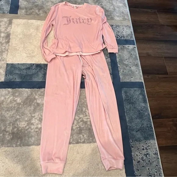 Juicy Couture  Pink Velour Sleepwear Pajamas Lounge Set Bling Size Medium Medium