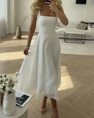 Karla® | Elegant Chiffon Dress With A Square Neckline