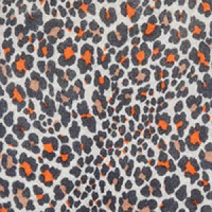 Kinross Cashmere Leopard Vee