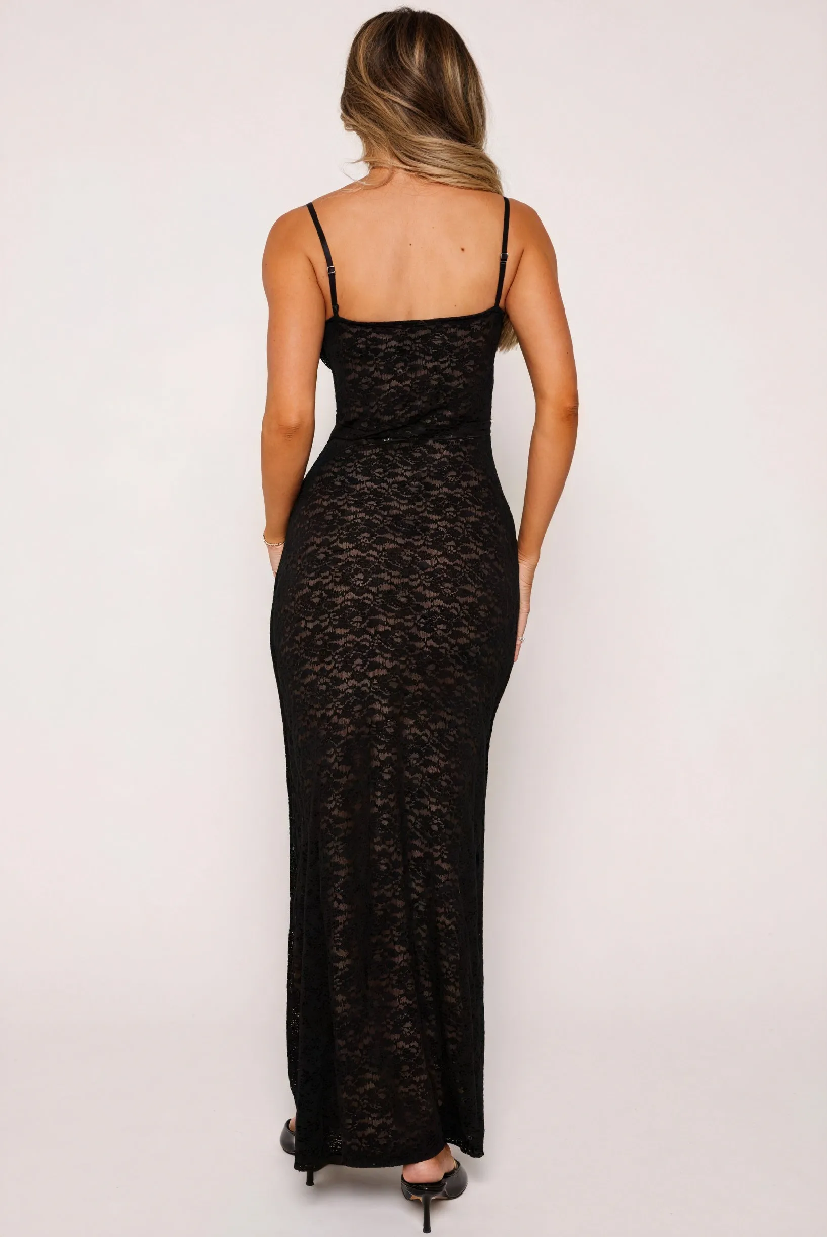 Lace Maxi Dress: Sweetheart Neckline, Fitted Bodice