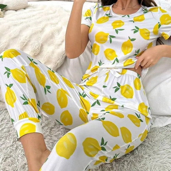 Lemon Printed Women's Short Sleeve Long Pants Pajama Set