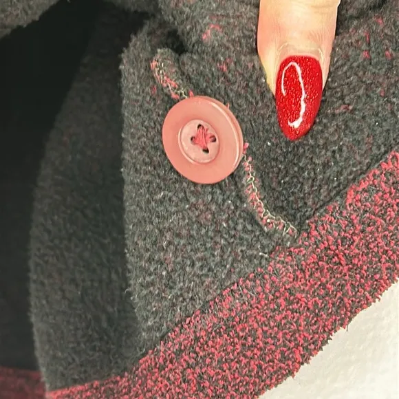L.L. Bean Vintage Women's Red‎ Double Pocket Button Up Cardigan Sweater Size L