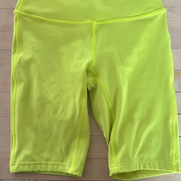 Lululemon Align Biker Shorts Size 2 Women's Highlighter Neon Yellow Green NEW
