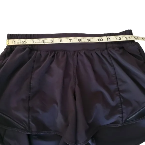 LULULEMON Hotty Hot Black Low-Rise 2.5&quot; Lined Performance Running Shirts Size 10