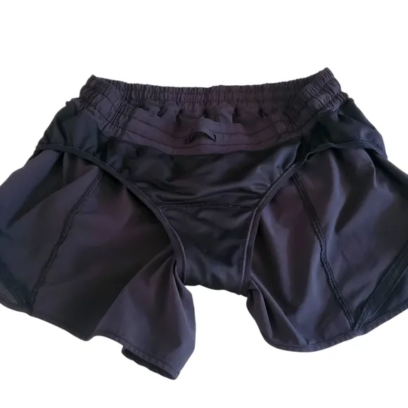 LULULEMON Hotty Hot Black Low-Rise 2.5&quot; Lined Performance Running Shirts Size 10