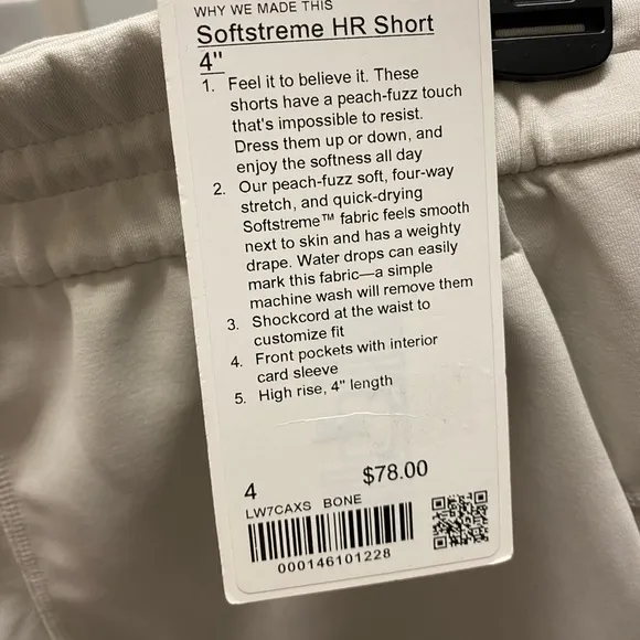 Lululemon Softstream high-rise shorts 4” and lululemon snap bag