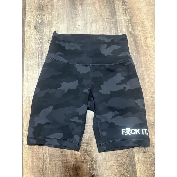 Lululemon Soul Cycle Collab Gray Camo Bike Shorts Size 6