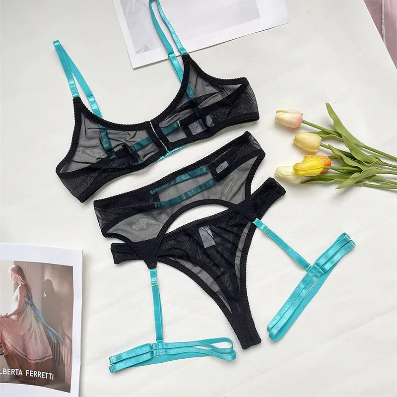 Luxe Lace Plus Size Bra & Panty Lingerie Set