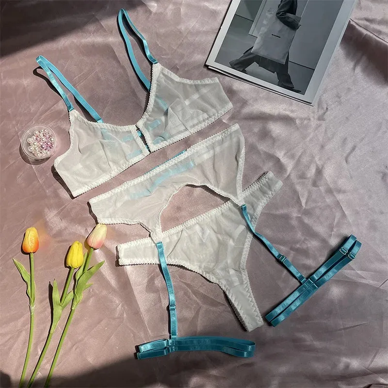 Luxe Lace Plus Size Bra & Panty Lingerie Set